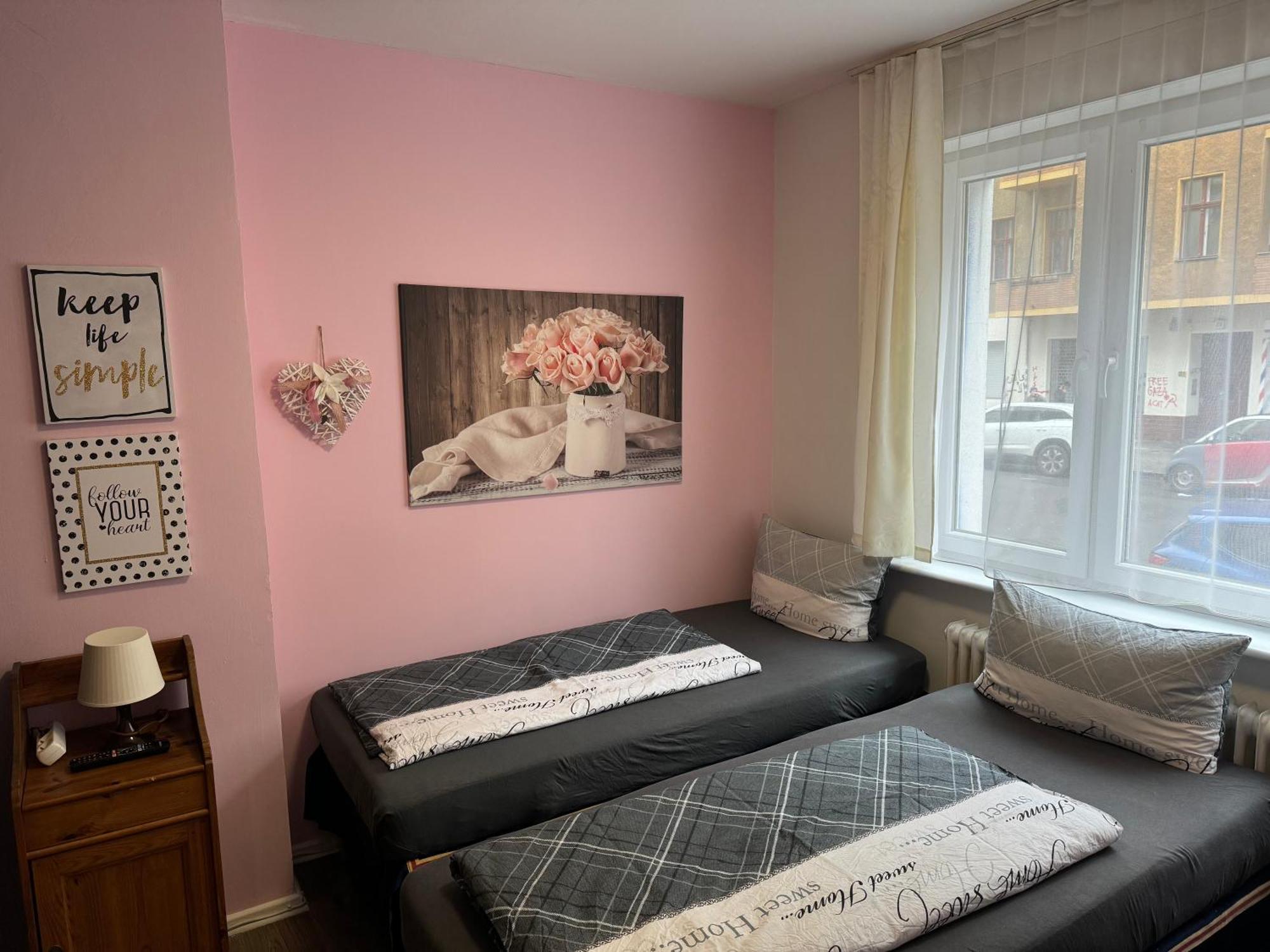 BERLIN PUR - Wohnung für bis zu 12 Personen Exterior foto